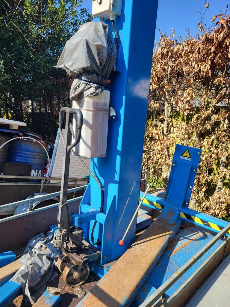 Auto hefbrug, Ophalen