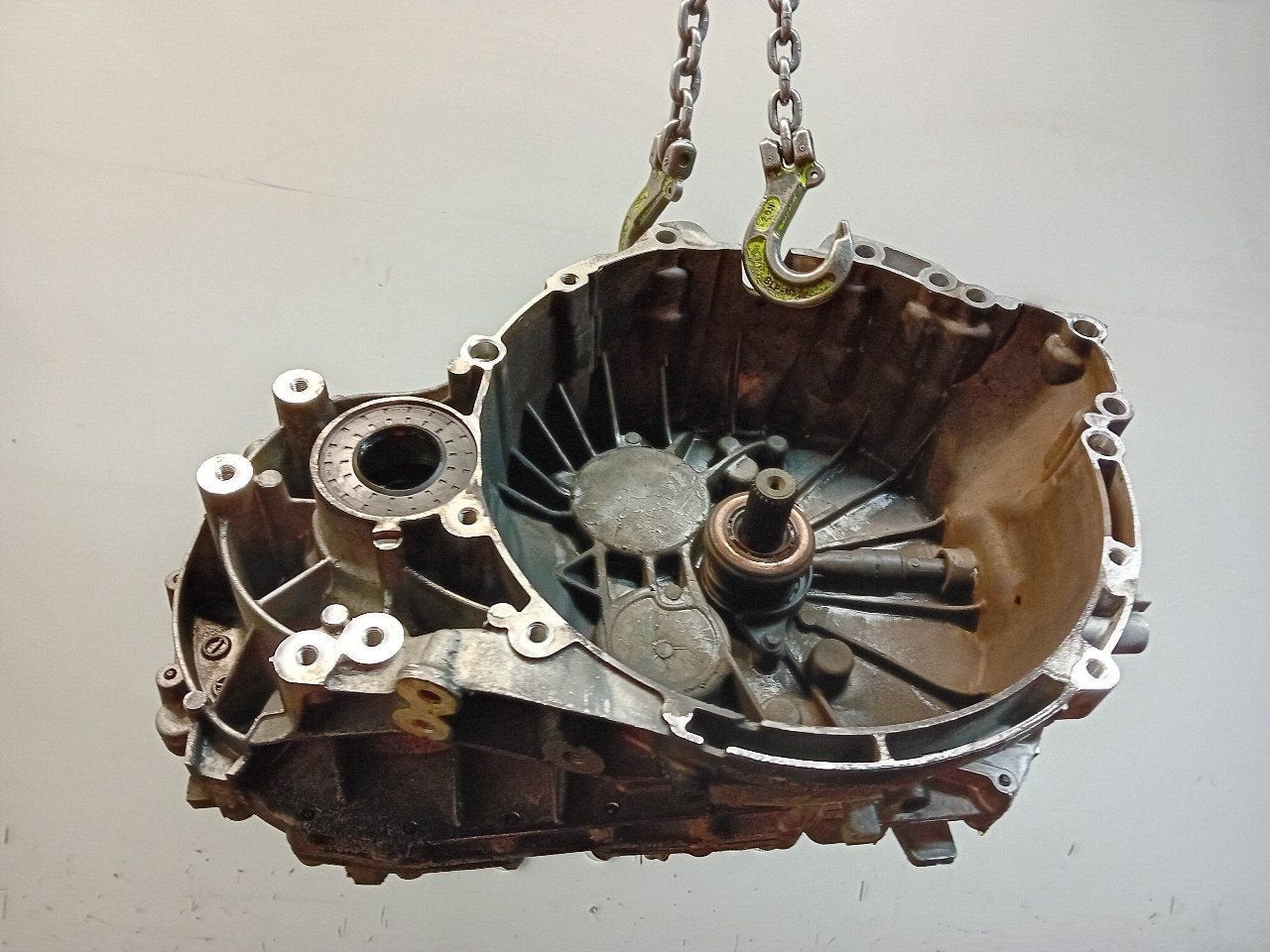 Versnellingsbak schakel Volvo V40, Onderdelen@venauto.nl, Van der Ven Autorecycling B.V., Gebruikt, Ettenseweg 76, 4706 PB Roosendaal, The Netherlands