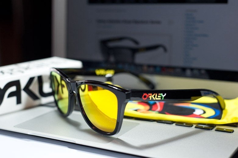 Lunette soleil Valentino Rossi neuve, Enlèvement ou Envoi, Neuf