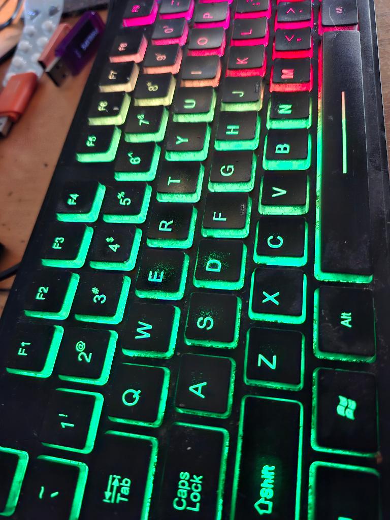 toetsenbord (qwerty), Computers en Software, Toetsenborden, Ophalen, Qwerty, Gebruikt, Bedraad