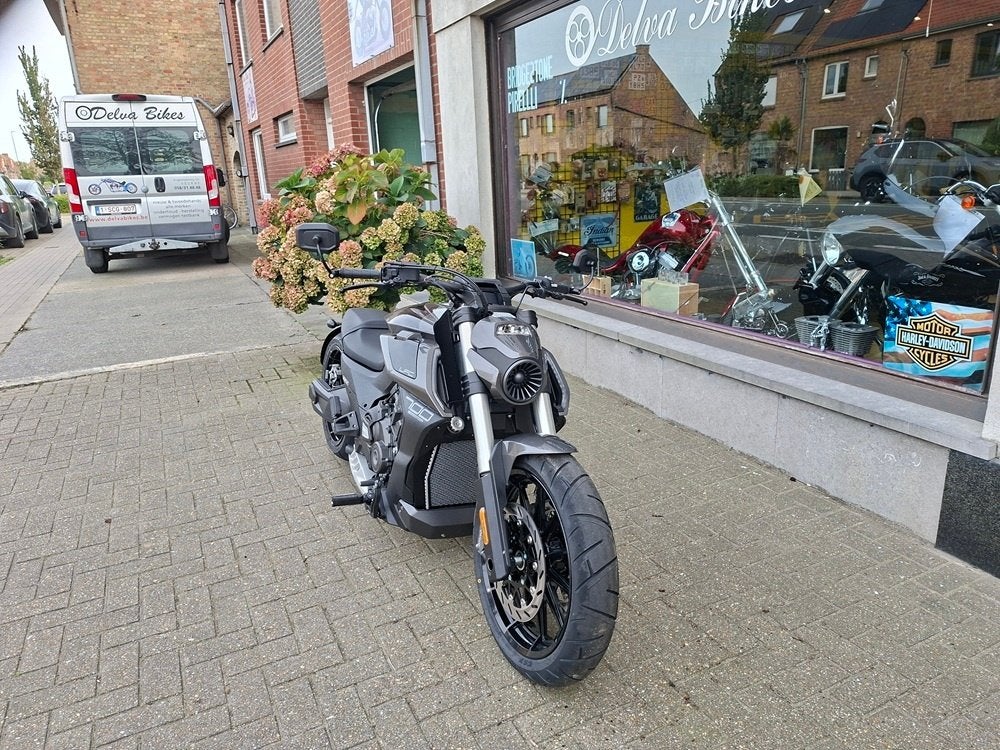 BENDA LFC700PRO -NIEUW, Motoren, 676 cc, 2 cilinders, Nieuw, Chopper