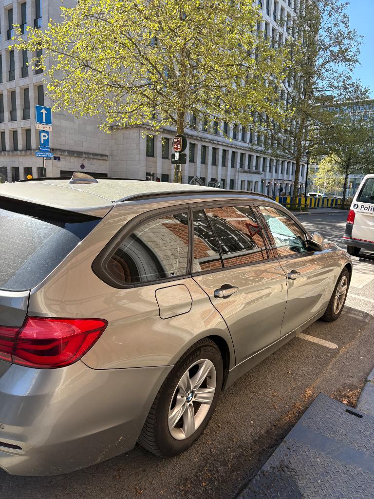 Bmw, Argent ou Gris, Achat, Boîte manuelle, 5 portes