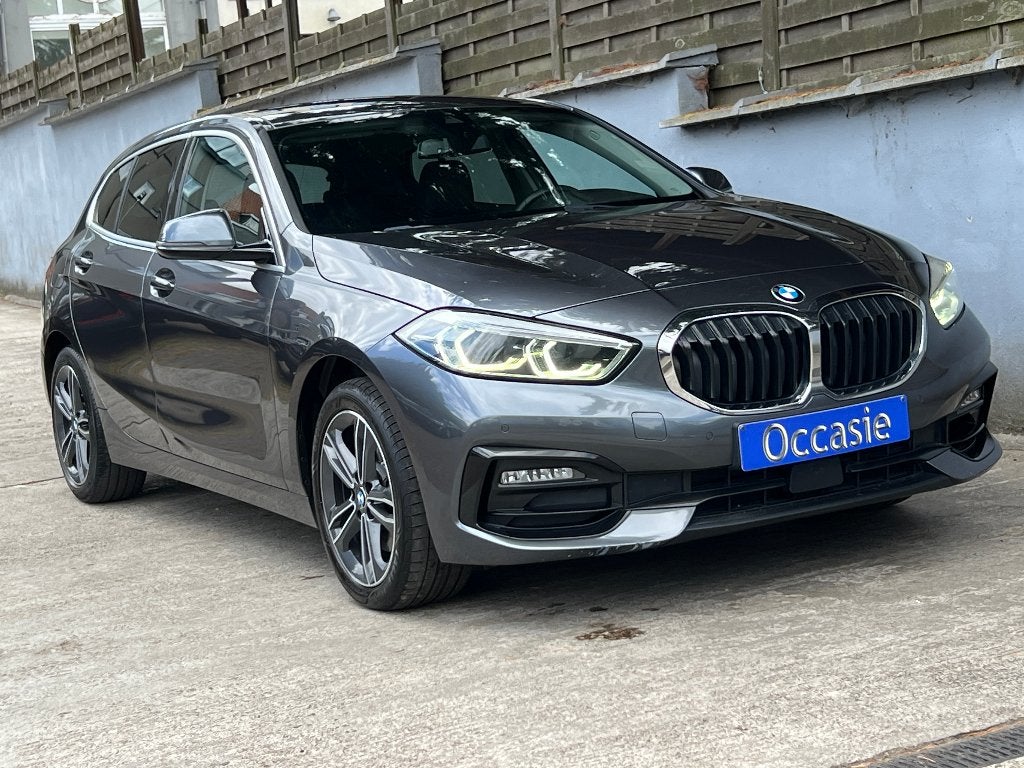 BMW 118 i Sport Line 6vit 140cv (cuir clim led navig, Cuir, Argent ou Gris, Achat, https://public.car-pass.be/vhr/83362315-6767-4ba1-b06e-95c102fa4c95