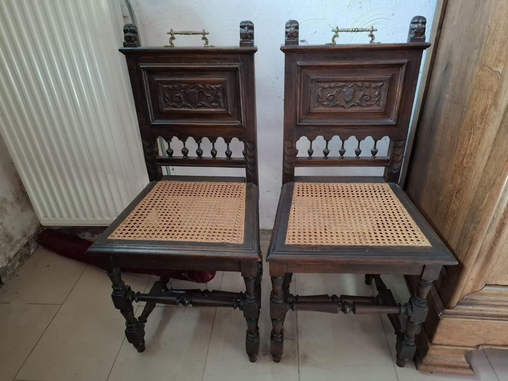 2 antieke stoelen in de Mechelse stijl, Antiek en Kunst, Ophalen