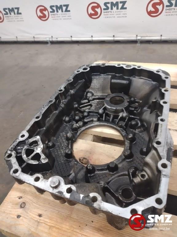 Occ versnellingsbakhuis achterzijde ZF 16S151, Gebruikt, Overige merken, Transmissie en Accessoires