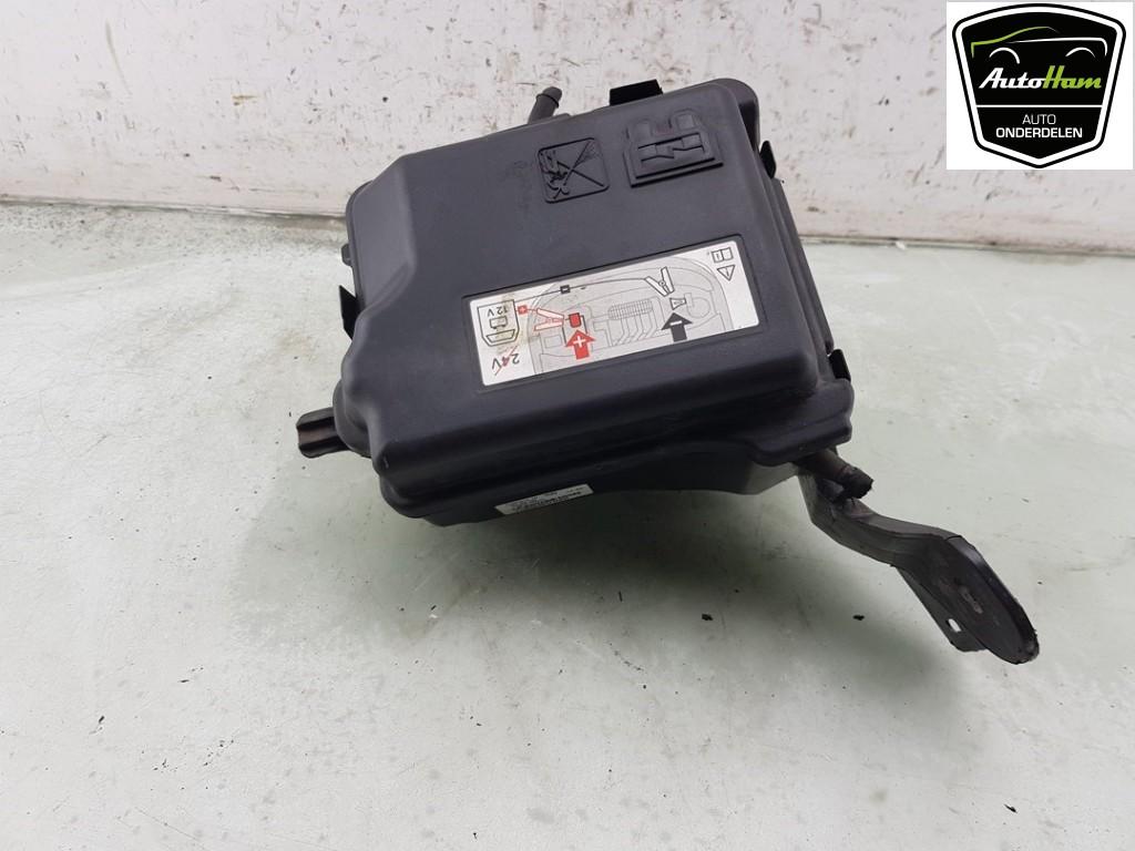 ZEKERINGKAST Opel Crossland (X) (|9671924480|), Gebruikt, Opel