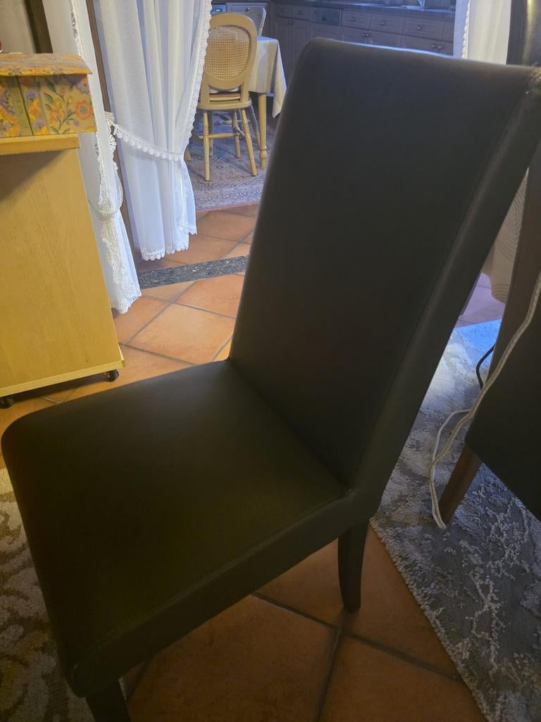 6 chaises prix 10 euro pièces, Huis en Inrichting, Stoelen