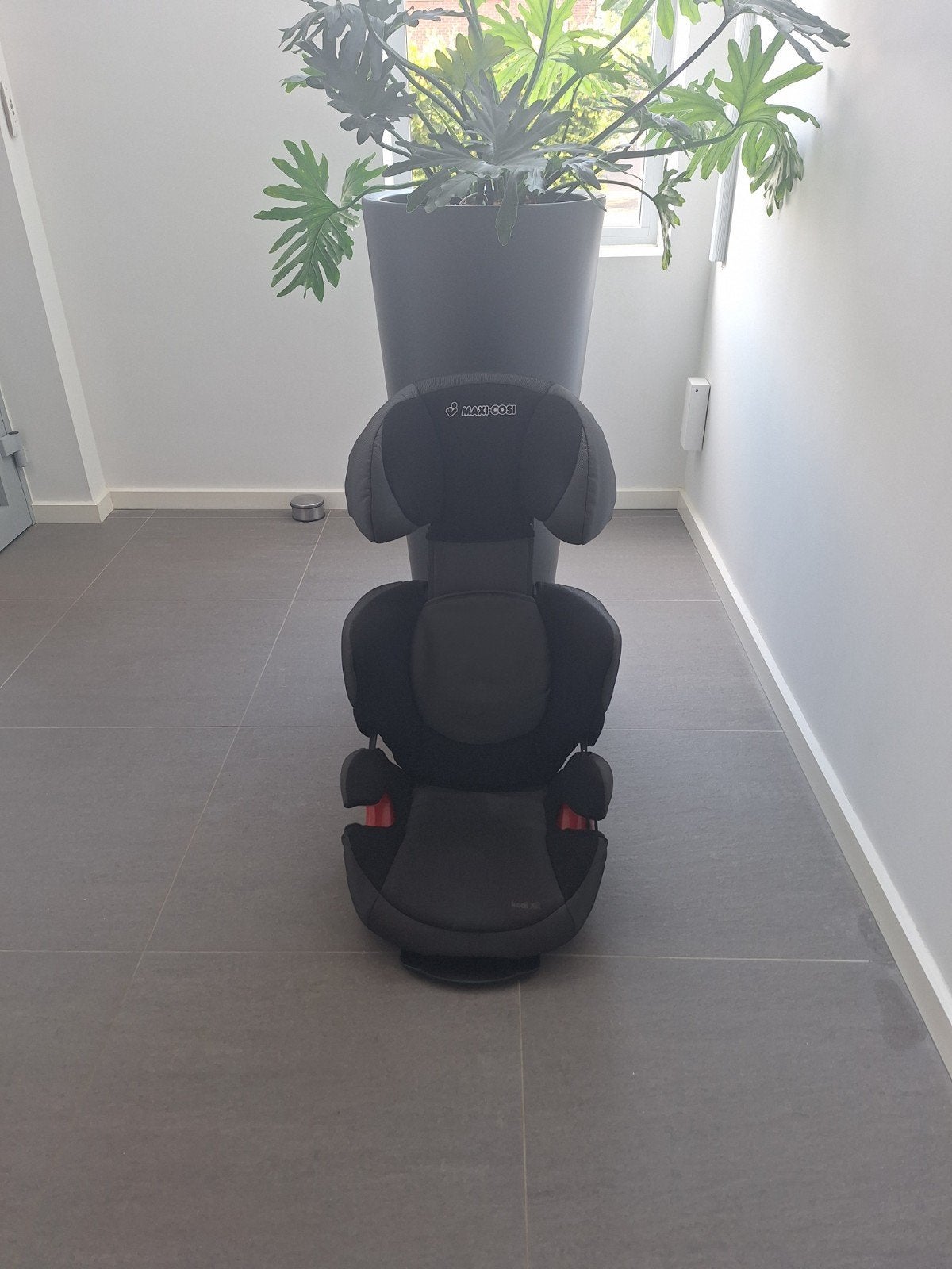 Rodi XR autostoel maxi cosi (15-36 kg) met slaapstand, Ophalen, 15 t/m 36 kg, Slaapstand, Maxi-Cosi