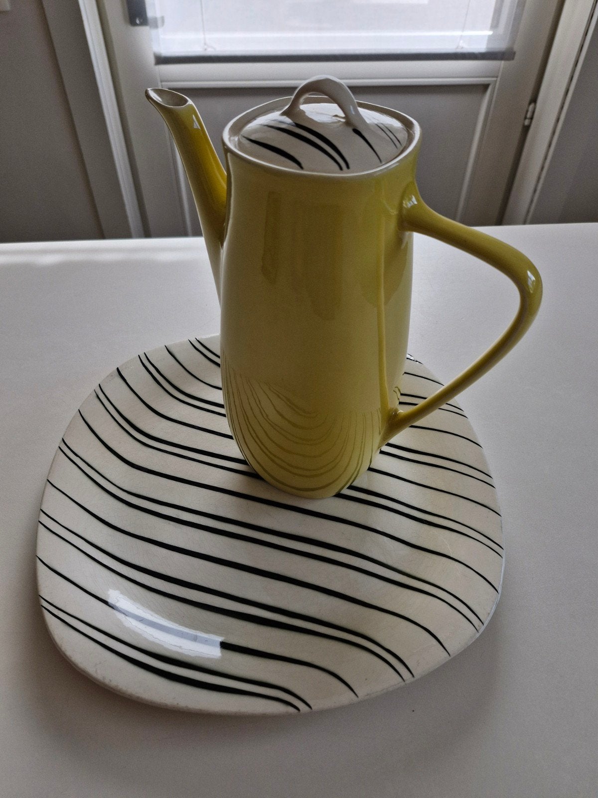 Koffiekan en dienbord merk Boch, Ophalen