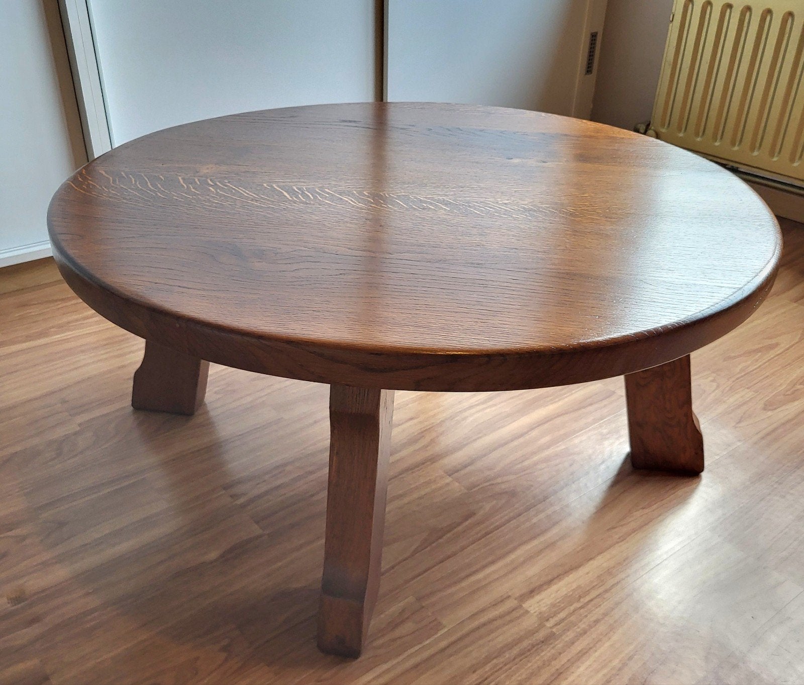 Ronde salontafel, Enlèvement