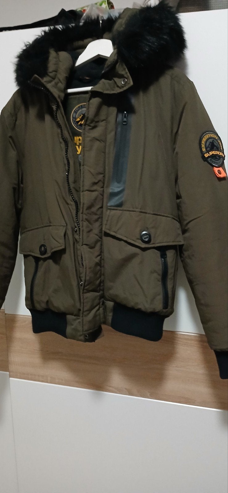 JAS SUPERDRY, Enlèvement, Taille 52/54 (L)