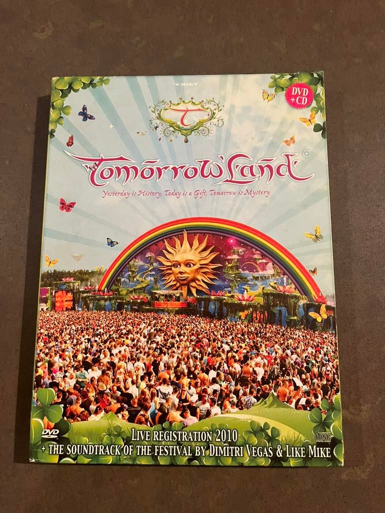 DVD TomorrowLand - Live Registration 2010, Enlèvement ou Envoi, Tous les âges, Coffret, Utilisé