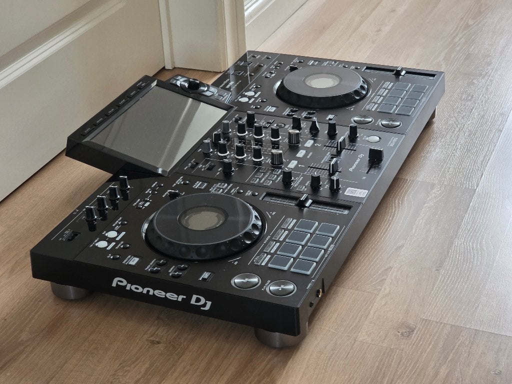 Pioneer XDJ-RX3 & Pioneer VM-80 Monitor, Ophalen, Zo goed als nieuw, Pioneer