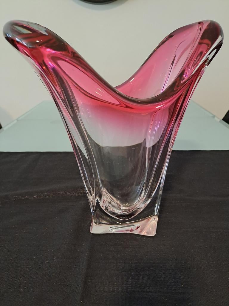 Vase Val Saint Lambert, Enlèvement