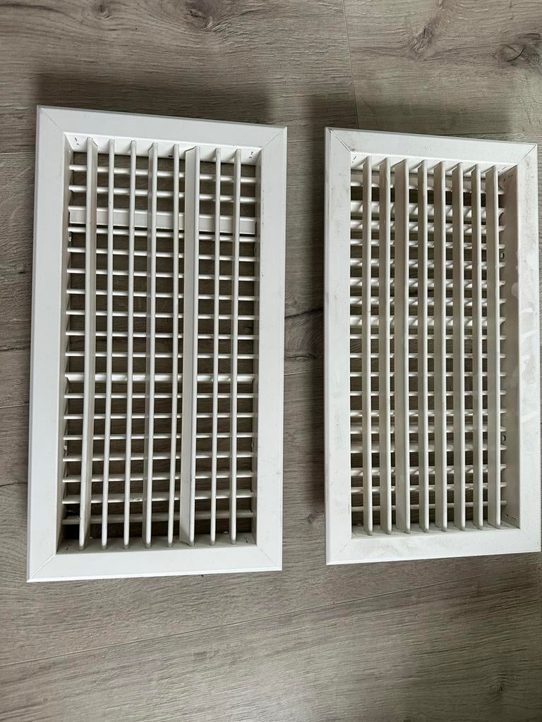 Ventilatie roosters, Ophalen, Zo goed als nieuw