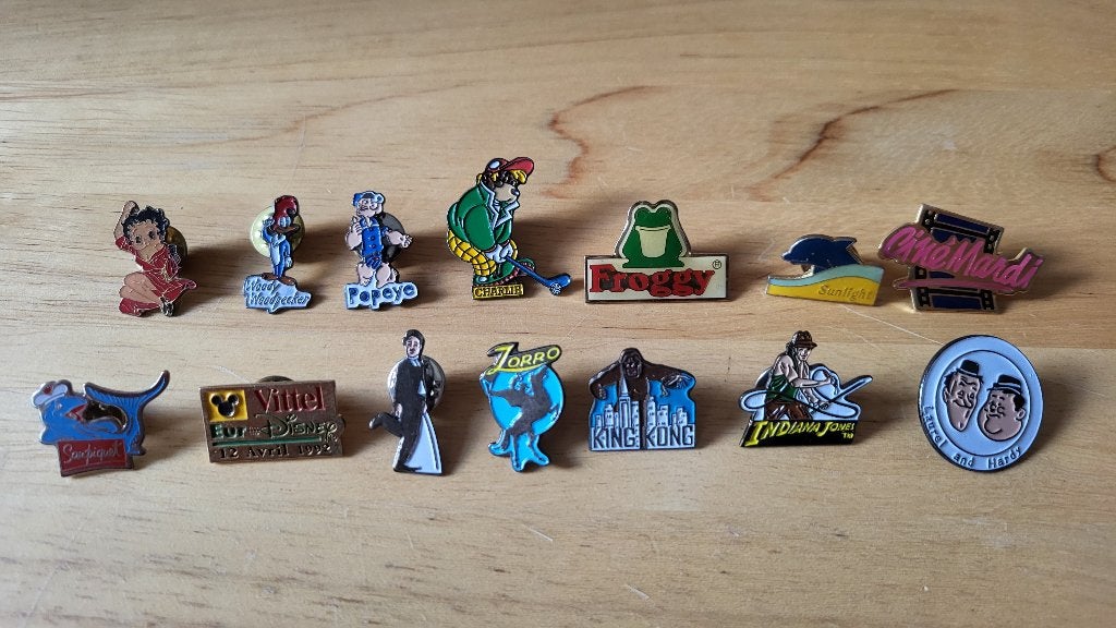 Lot de pin’s (Disney, cinéma, etc.) - 3€ pièce, Verzamelen, Ophalen, Film, Overige typen