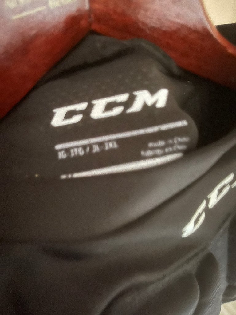 Ccm under padded shirt, Sports & Fitness, Enlèvement ou Envoi, Comme neuf, Protection