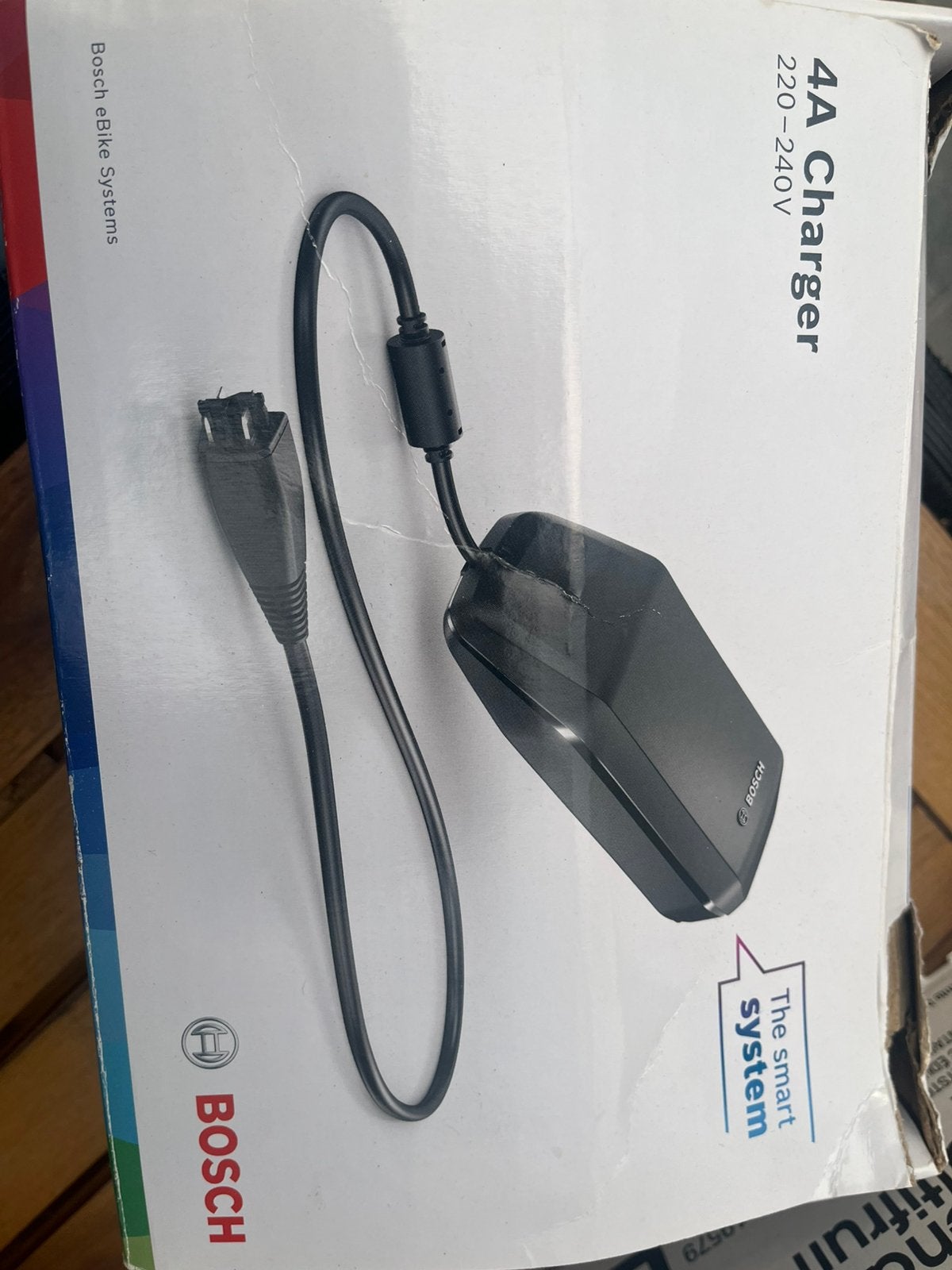 Originele oplader tekoop voor: Riese & Muller-Charger4 vario, Ophalen, Zo goed als nieuw, Riese & Müller