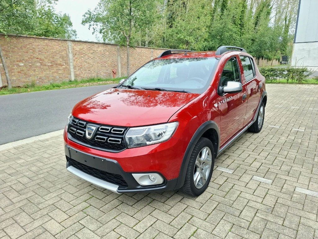 Dacia Sandero Stepway 0.9TCe | Navigatie | Parkeersensoren, Autos, Rouge, Achat, 898 cm³, Euro 6