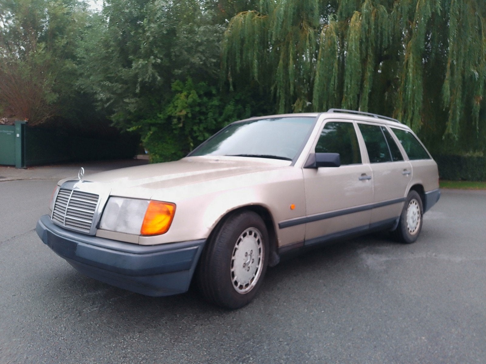 Mercedes w123 S124 300d, Auto's, Bruin, Particulier, Te koop, Elektrische ramen