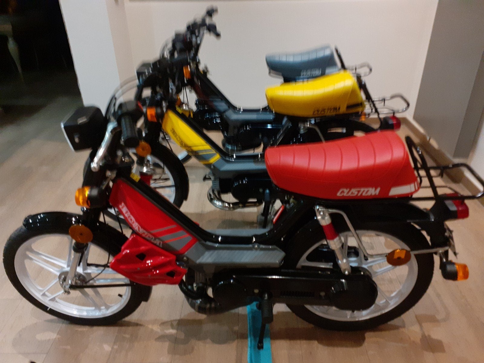 Honda camino customs, Enlèvement, Cylindre