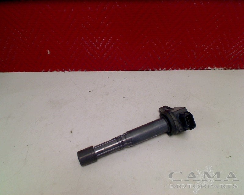BOBINE D'ALLUMAGE VFR 800 VTEC 2002-2013 (VFR800 RC46), Dhr. S. di Majo, Utilisé, Info@cama-motorparts.nl, P.J. Troelstraweg 8 8
3144 CX  MAASSLUIS, NL