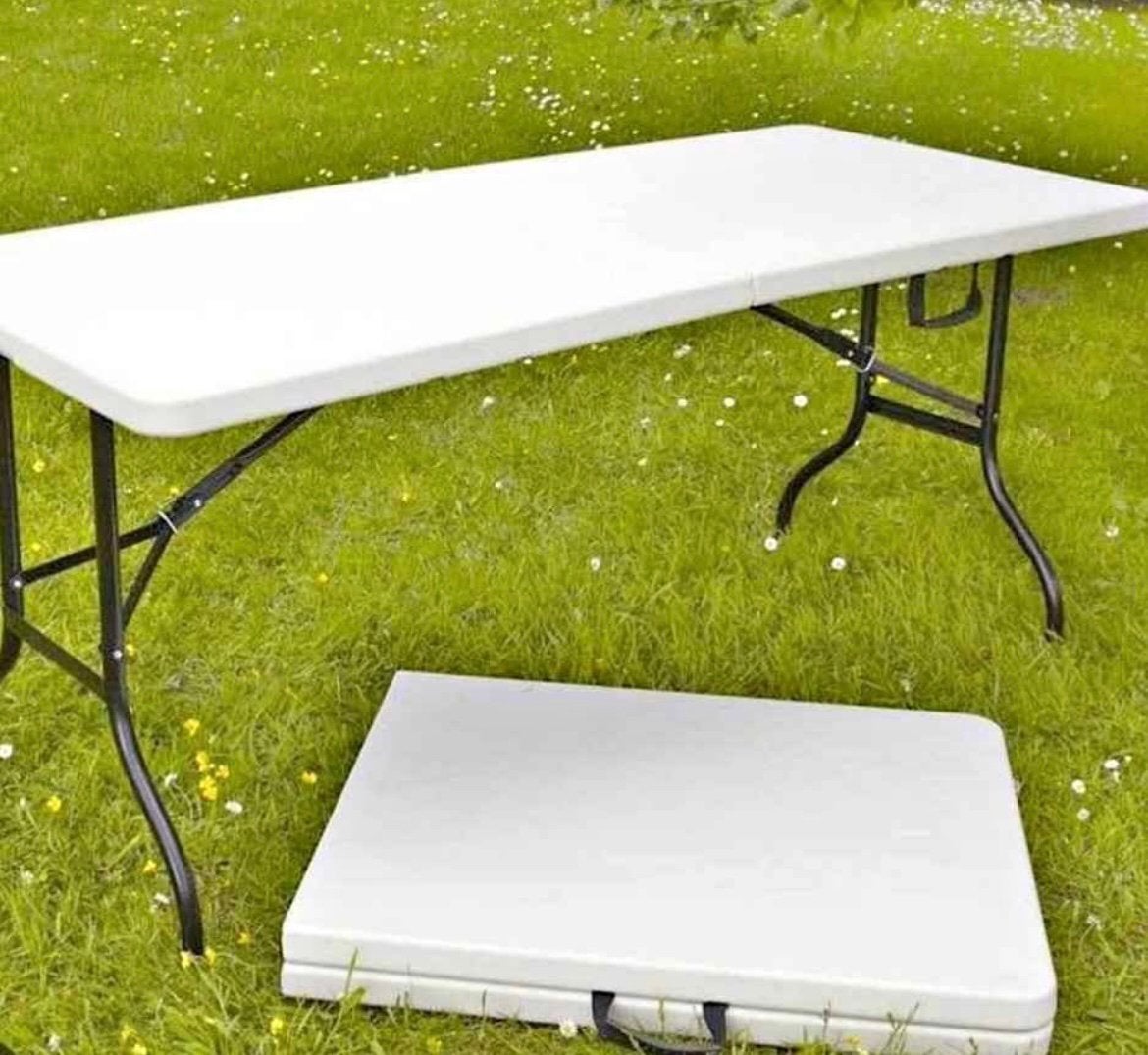 Table pliante (neuve), Enlèvement, Comme neuf
