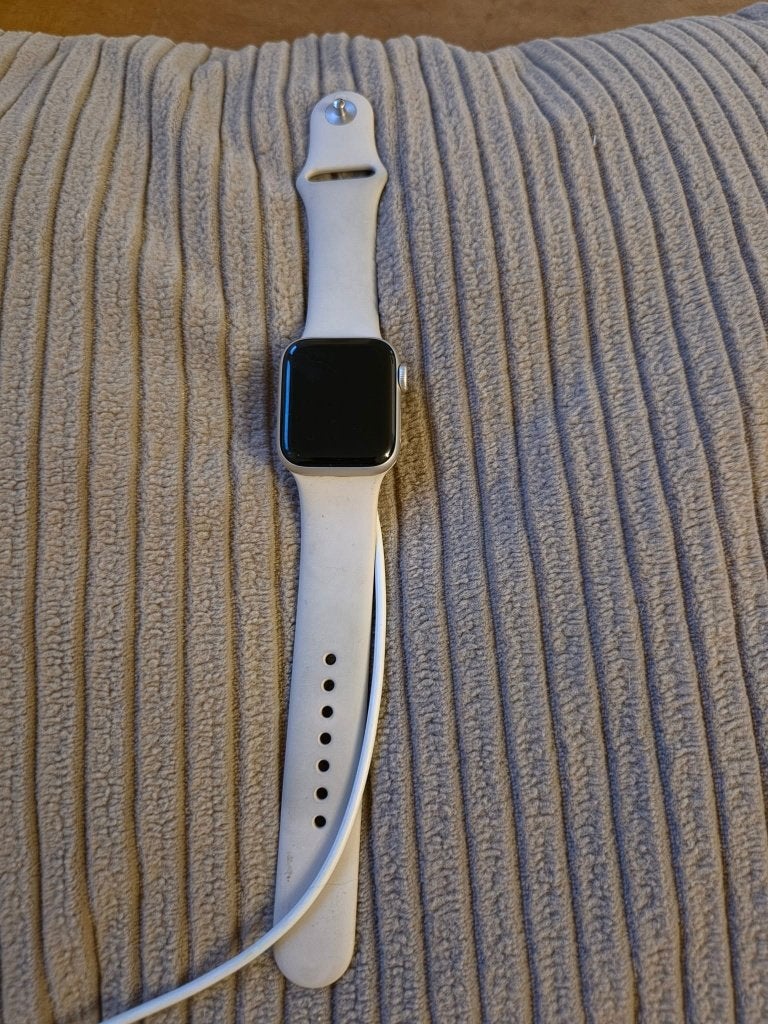 appel watch se gen2, Handtassen en Accessoires, Smartwatches, Ophalen, Wit, IOS, Zo goed als nieuw