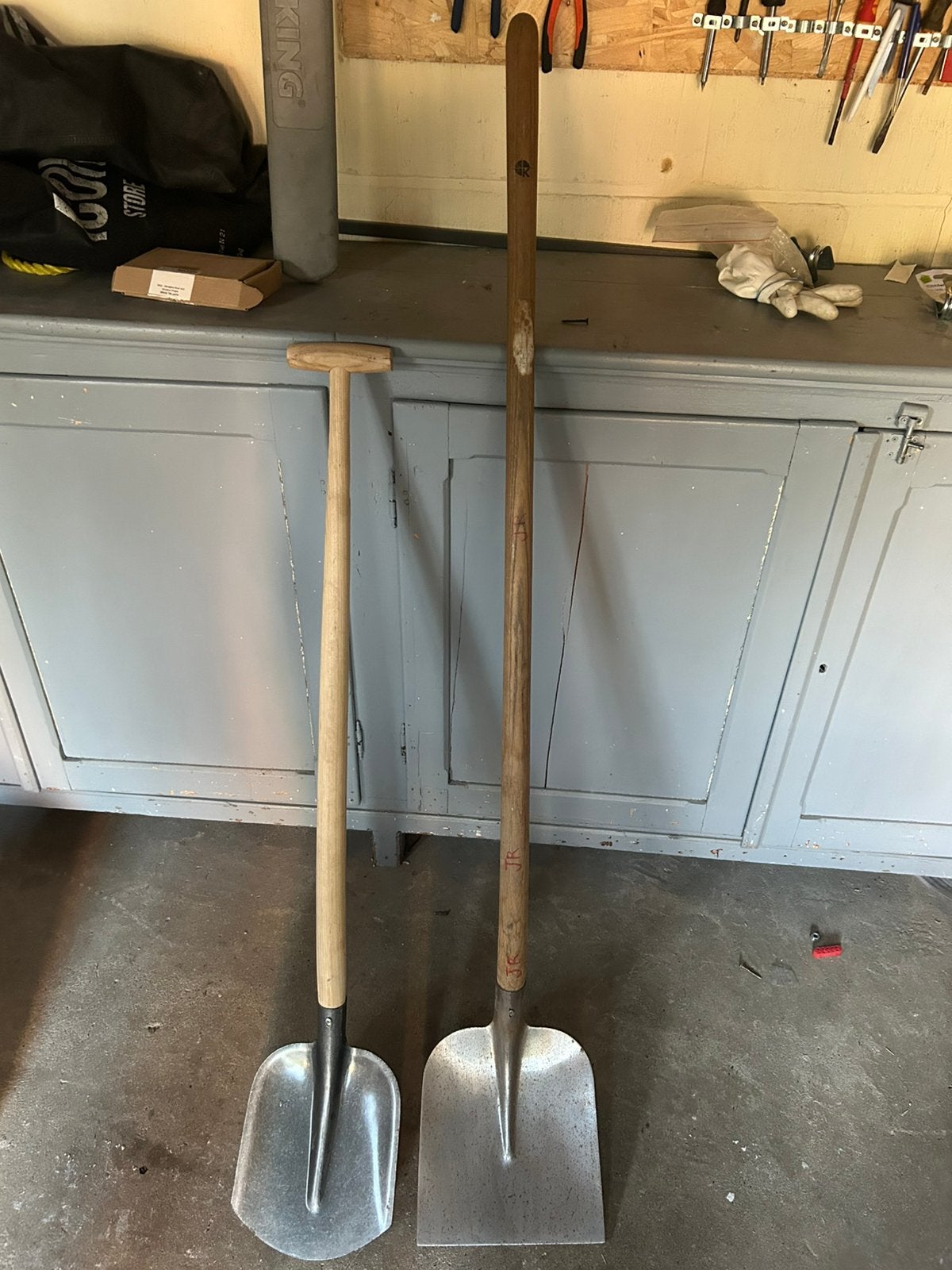 Pelles, Jardin & Terrasse, Outils à main, Enlèvement, Comme neuf, Pelle
