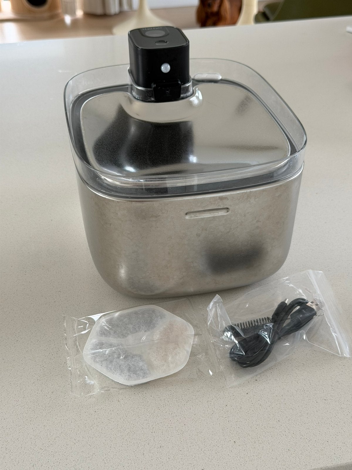 Wireless pet drinking fountain, Ophalen, Gebruikt