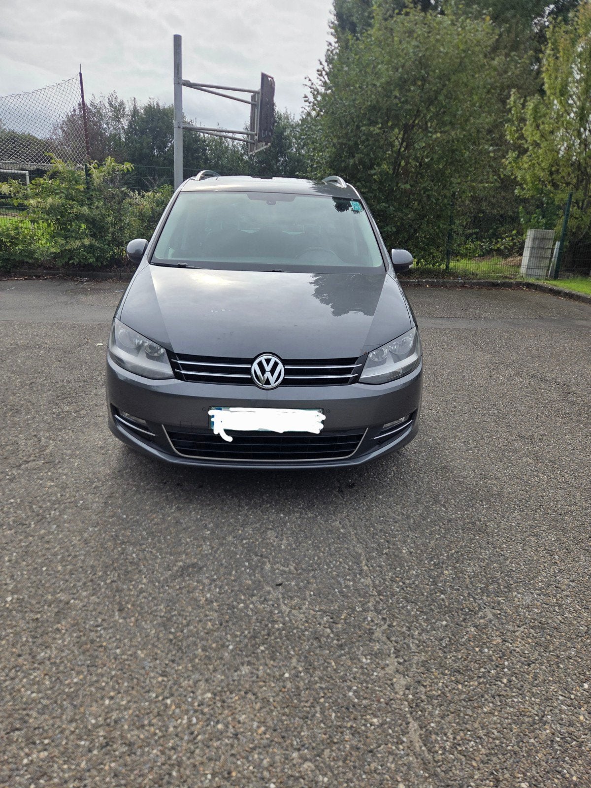 VOLKSWAGEN SHARAN 2.0 TDI À PARTIR DE 2011 EURO5, Autos, 100 kW, Noir, 5 portes, Diesel