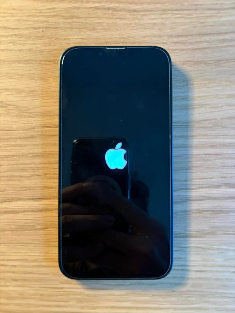iPhone 13 noir - Excellent etat - Batterie 83%, Ophalen, Zo goed als nieuw, Zwart, IPhone 13