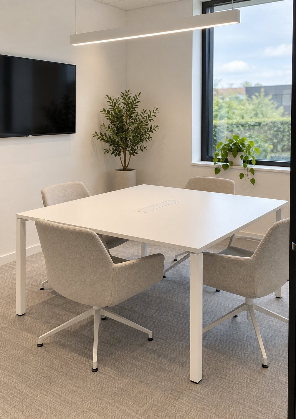 Bureau vierkant 160 x 160, Ophalen, Zo goed als nieuw