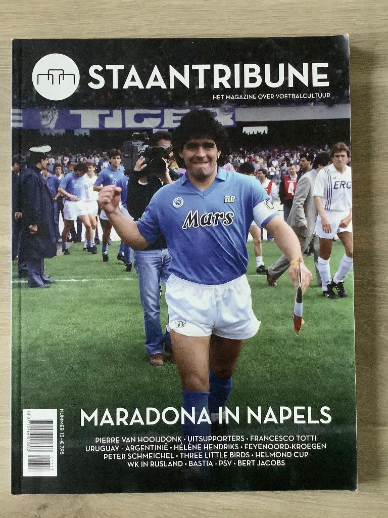 Staantribune Voetbalmagazine nummer 13, Ophalen of Verzenden, Zo goed als nieuw, Staantribune, Balsport