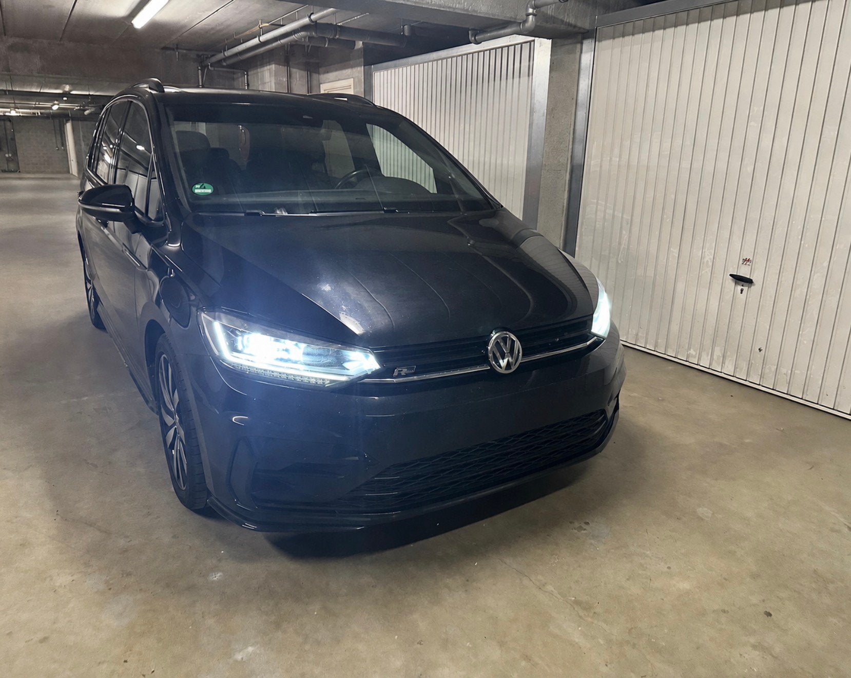 VOLKSWAGEN TOURAN R-LINE 1.5 TSI DSG7 – 7 PLACES – FULL OPTS, Cuir, Achat, Euro 6, Automatique