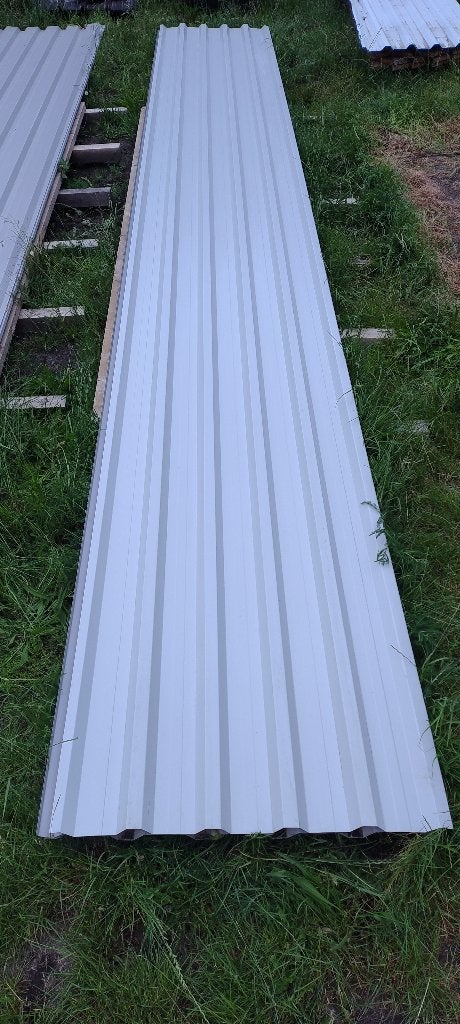 47 nieuwe golfplaten van 800cm lang 80 euro per stuk, Doe-het-zelf en Bouw, Overige kleuren, Nieuw, 15 m² of meer, Metaal