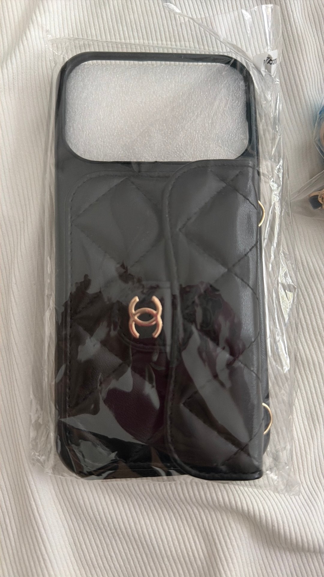 Coque chanel, Envoi, Comme neuf, Noir
