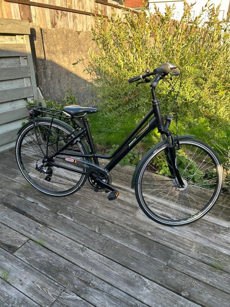 Damesfiets Norta framemaat 44 1m50-165, amper gebruikt, Fietsen en Brommers, Velgrem, (Extra) lage instap, Zo goed als nieuw, Minder dan 47 cm