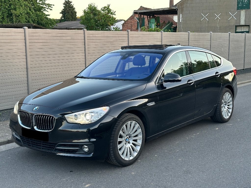 BMW 5 GT 535d xDrive Euro 6b Auto Pano Xenon Cuir Jantes, Autos, BMW, Essai à domicile, Euro 6, Noir, 5 portes