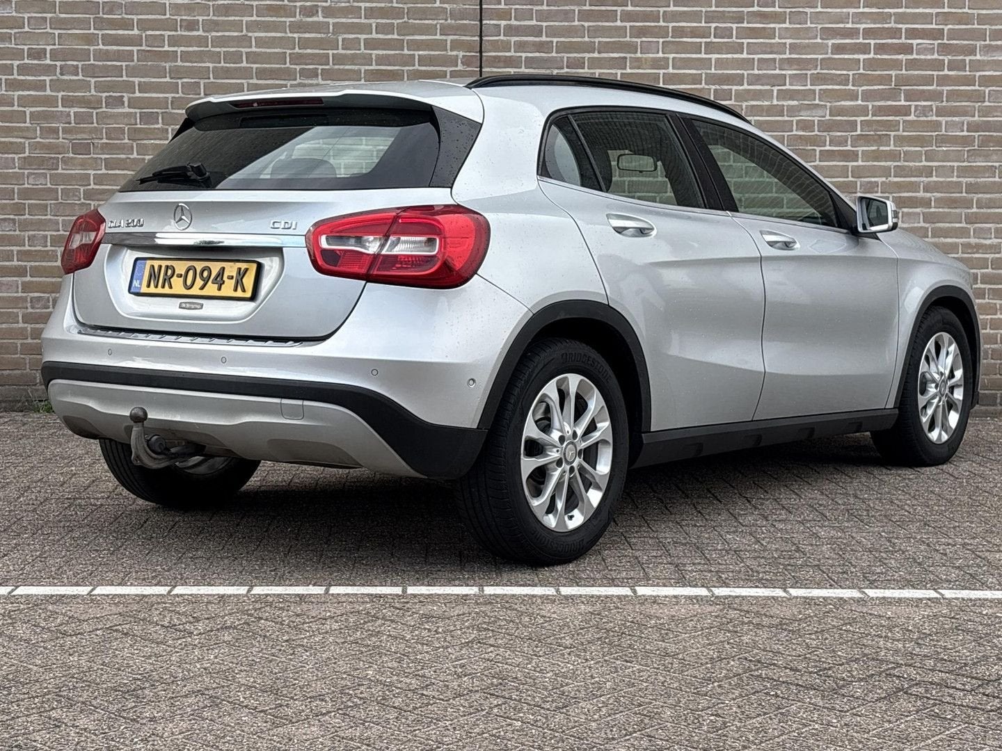 Mercedes-Benz GLA 200 CDI Ambition Automaat | Leder | Airco, Auto's, Automaat, Diesel, SUV of Terreinwagen, Zilver of Grijs
