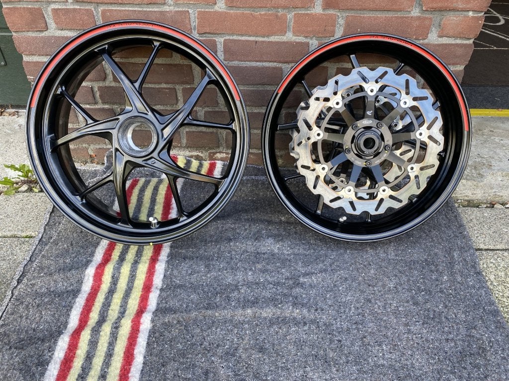 ducati panigale v2 velgen set, Motoren, Ophalen