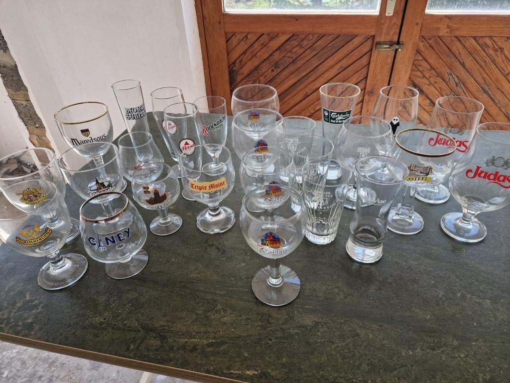 Lot de verres à bière, Enlèvement