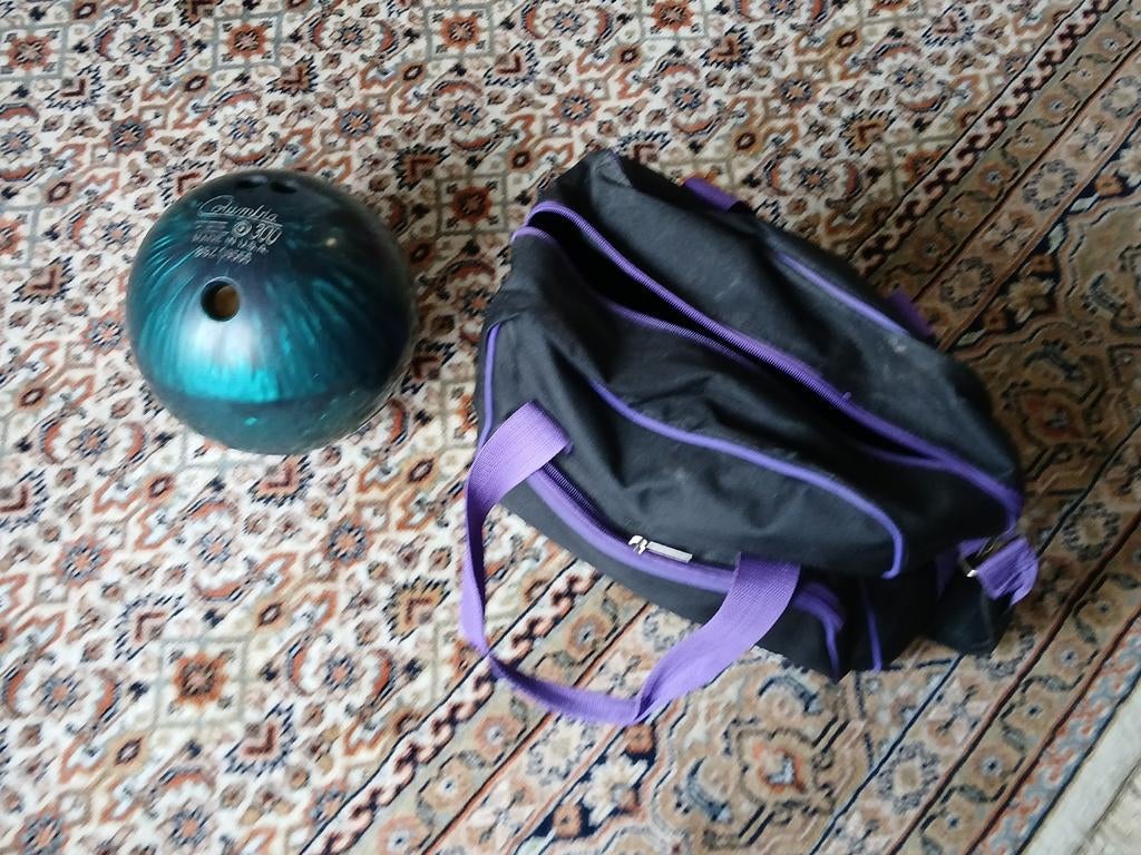 Groene en roze bowlingbal uit VS, Sport en Fitness, Bowlen, Ophalen of Verzenden