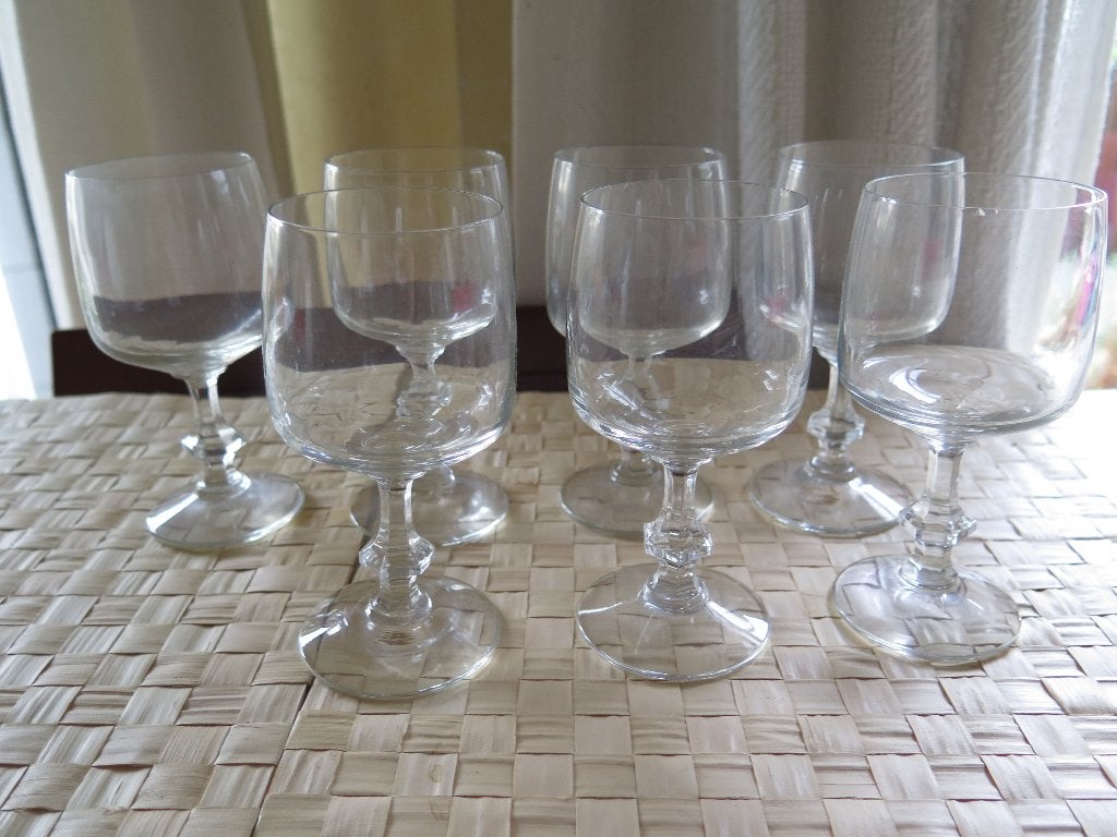 verres à vin, Verre ou Verres, Enlèvement ou Envoi, Comme neuf, Verre