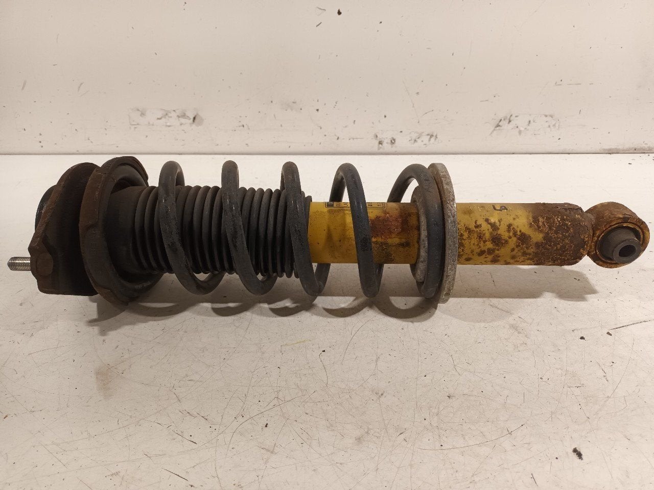 Veerpoot links achter Subaru Legacy, Subaru, Onderdelen@venauto.nl, Van der Ven Autorecycling B.V., Ettenseweg 76, 4706 PB Roosendaal, The Netherlands