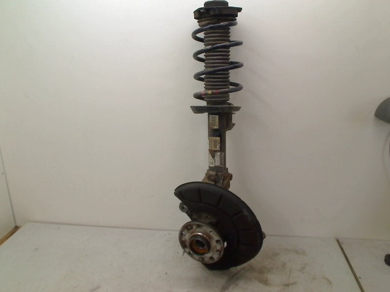 VEERPOOT LINKS VOOR Volkswagen Touran (1T3) (1T0413031GP), Gebruikt, Volkswagen, Volkswagen AG, Kundenbetreuung@volkswagen.de