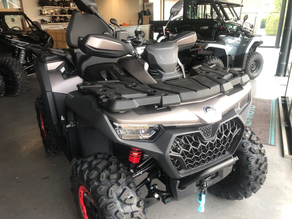 CF-Moto Cforce 1000 Touring Premium ACTIE VAN DE MAAND, Motos, Plus de 35 kW, 2 cylindres