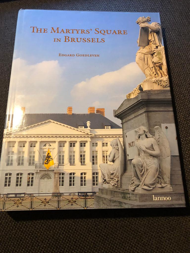 The Martyrs' square in Brussels - Edgard Goedleven, 20e eeuw of later, Ophalen of Verzenden, Zo goed als nieuw, Edgard Goedleven