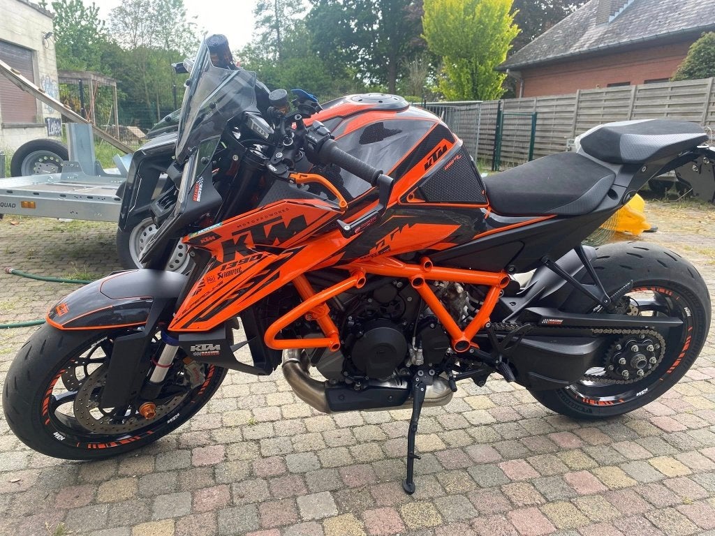 KTM Superduke 1390 EVO R, Motoren, Motoren | KTM, 2 cilinders, Motorrijbewijs A, Traction Control, Gebruikt
