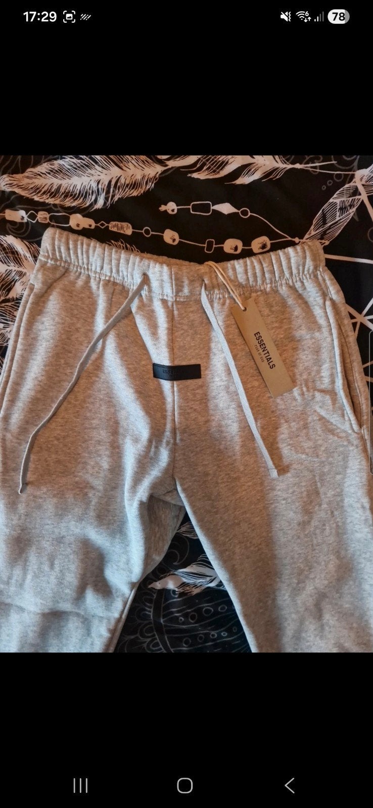 pantalon training essentials gris, Neuf, Gris, Essentials, Enlèvement